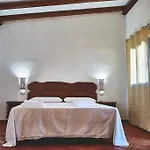 Turismo Rurale Filieri Farma